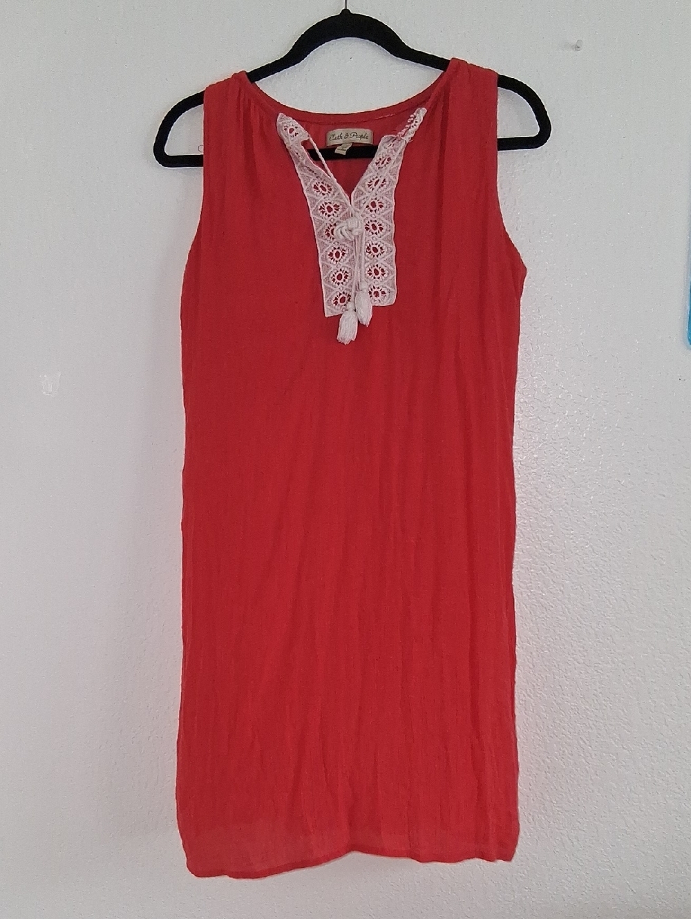 Sleeveless Coral Tunic with White Lace Yoke - Ladies